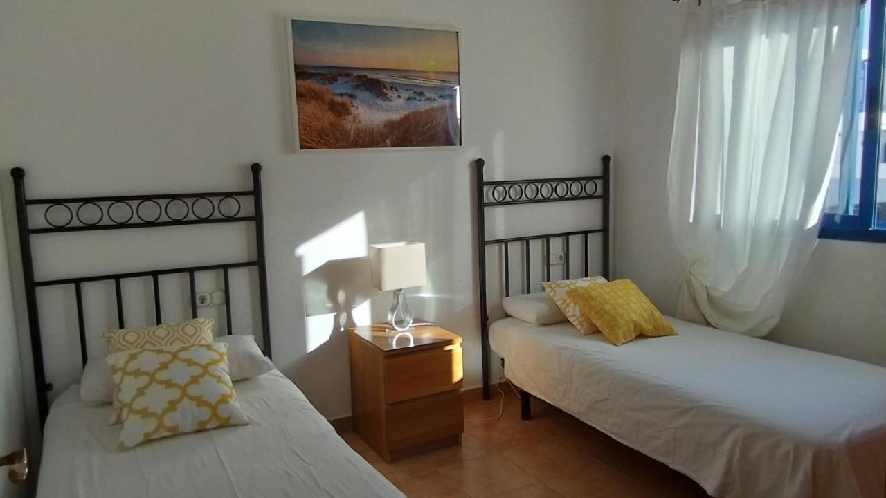 Villa Optimist Rubicon Piscina Climatizable, Frente Al Mar Плая Бланка Екстериор снимка