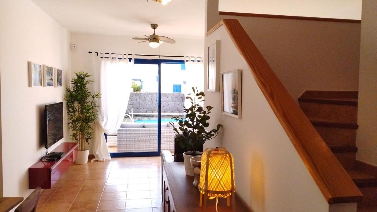 Villa Optimist Rubicon Piscina Climatizable, Frente Al Mar Плая Бланка Екстериор снимка