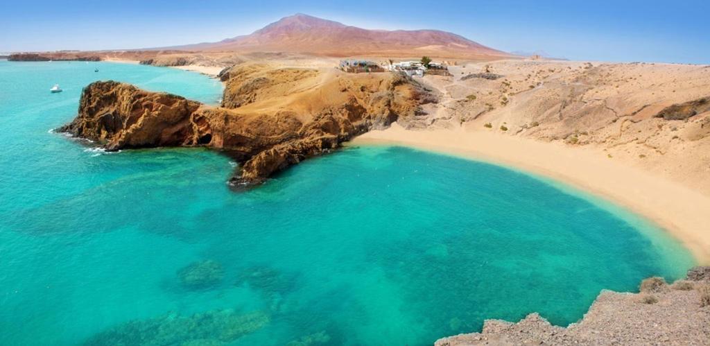 Villa Optimist Rubicon Piscina Climatizable, Frente Al Mar Плая Бланка Екстериор снимка