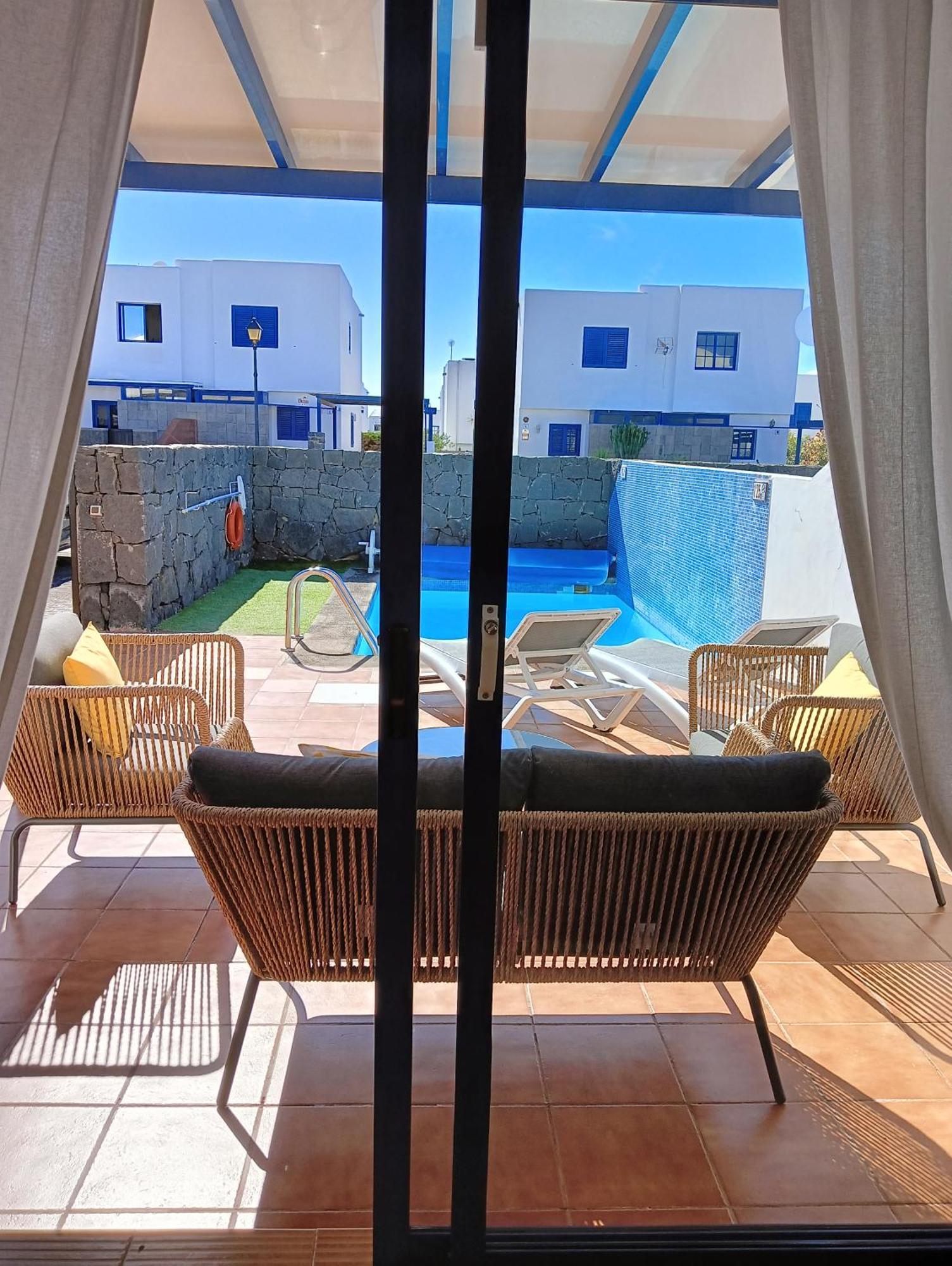 Villa Optimist Rubicon Piscina Climatizable, Frente Al Mar Плая Бланка Екстериор снимка