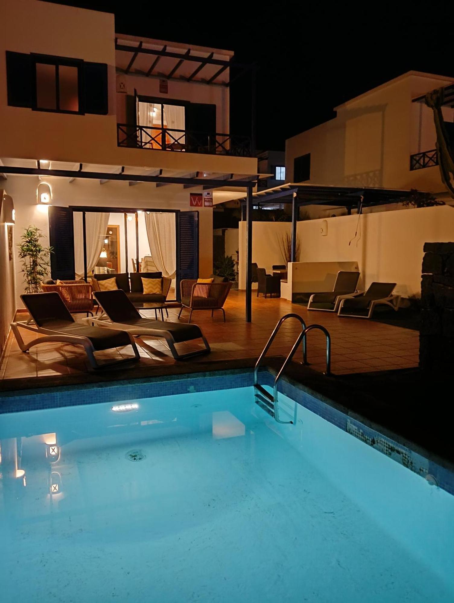 Villa Optimist Rubicon Piscina Climatizable, Frente Al Mar Плая Бланка Екстериор снимка