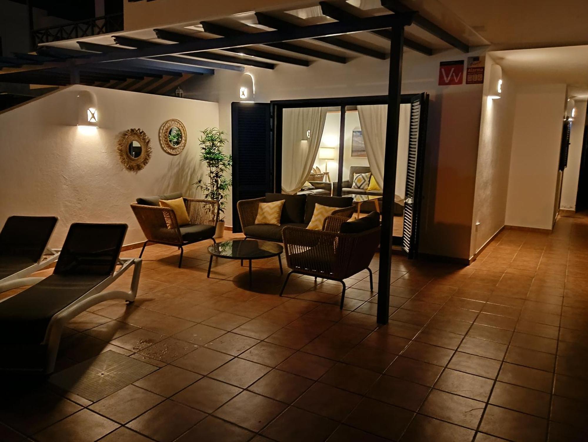 Villa Optimist Rubicon Piscina Climatizable, Frente Al Mar Плая Бланка Екстериор снимка